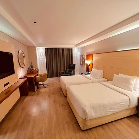 The Elite Narasapura, A Member Of Radisson Individuals Hotel Exterior foto