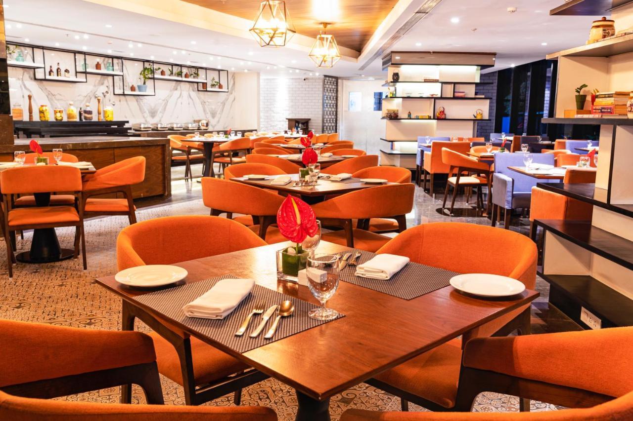 The Elite Narasapura, A Member Of Radisson Individuals Hotel Exterior foto