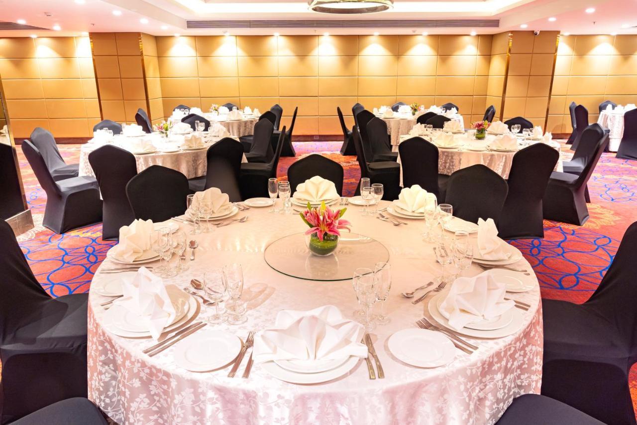 The Elite Narasapura, A Member Of Radisson Individuals Hotel Exterior foto