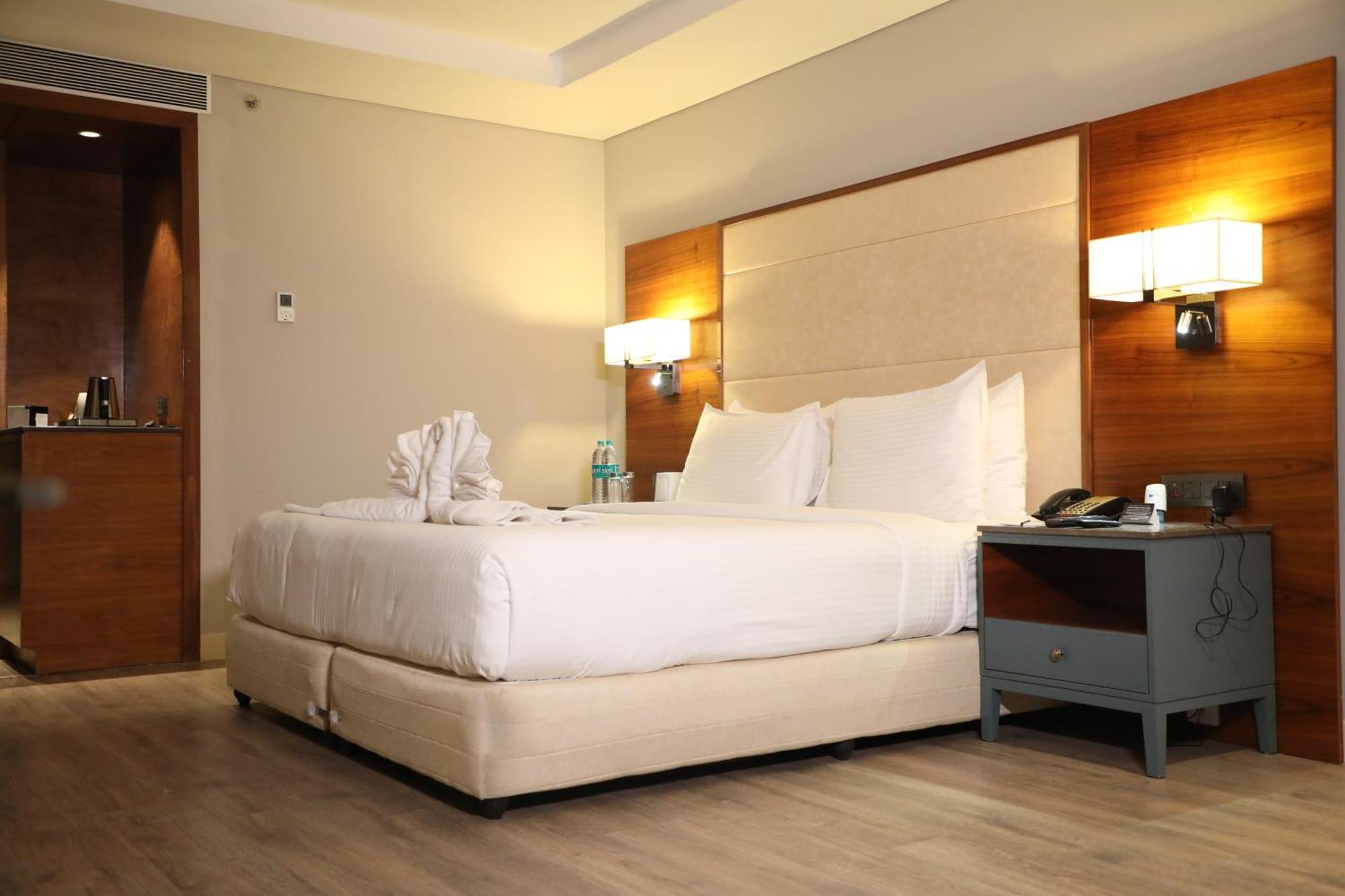 The Elite Narasapura, A Member Of Radisson Individuals Hotel Exterior foto